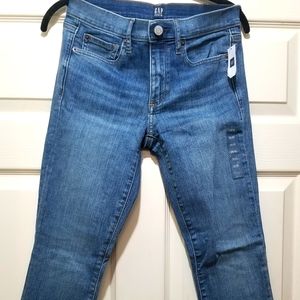 NEW Gap Skinny Jeans